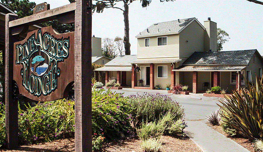 Pine Acres Lodge Platinum Interchange